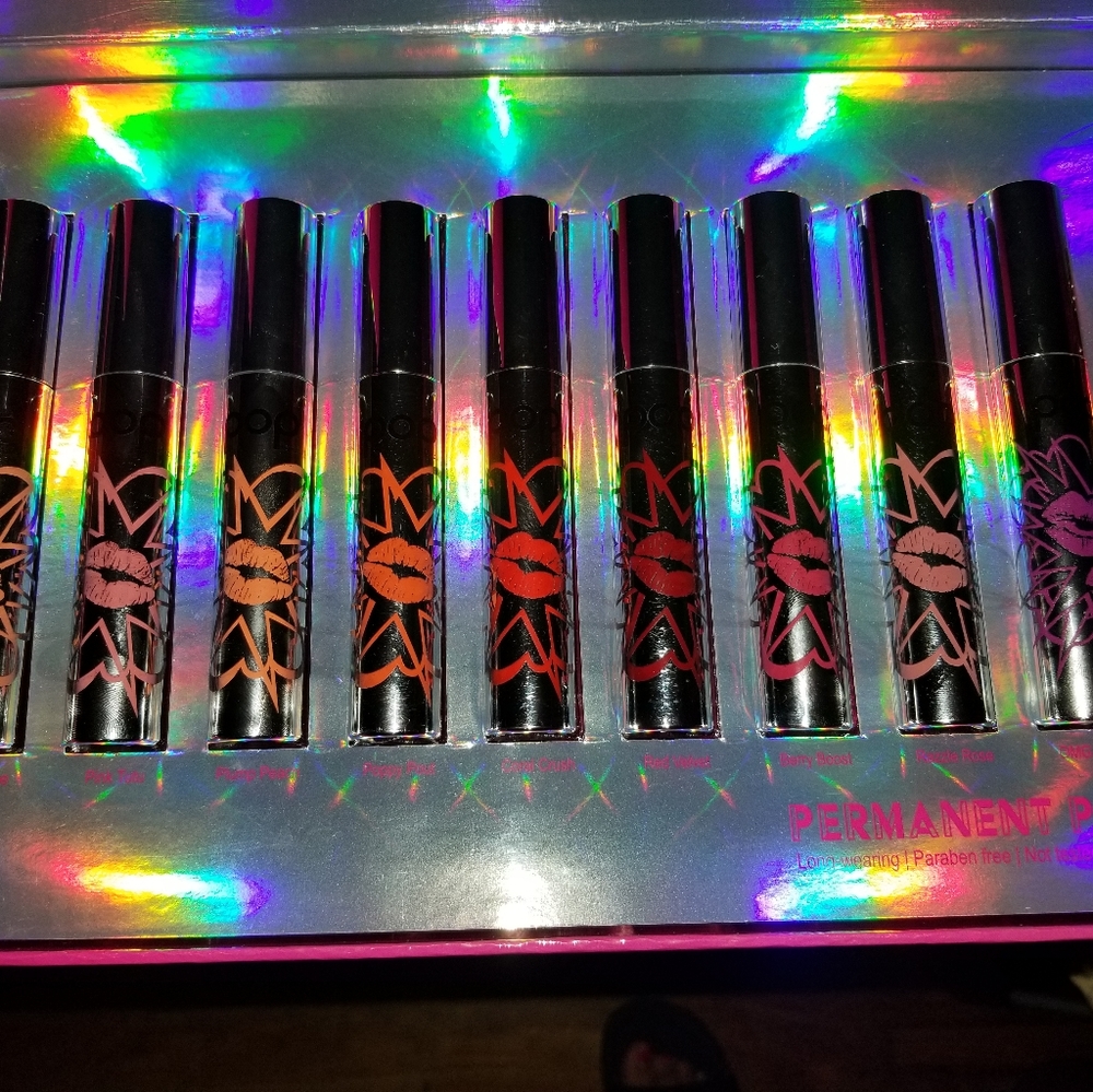 9 POP Beauty Liquid Lipsticks + two wine glasses